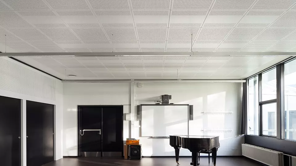 Gyptone-acoustic-ceiling-school