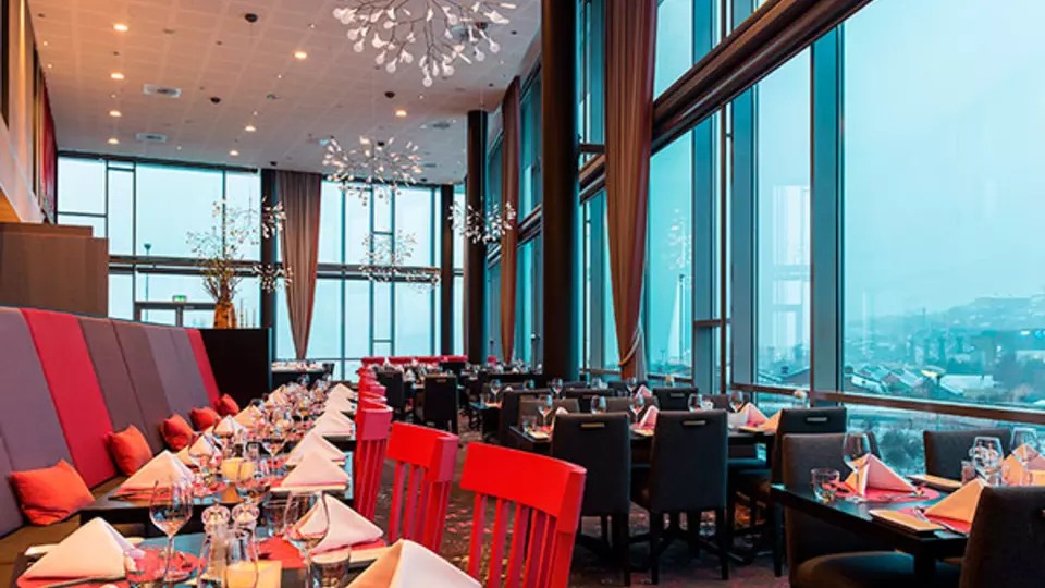 Hotels and Restaurant dining